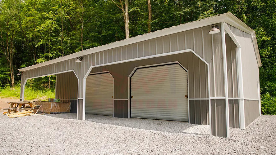 28x41x11 Garage with Lean-to