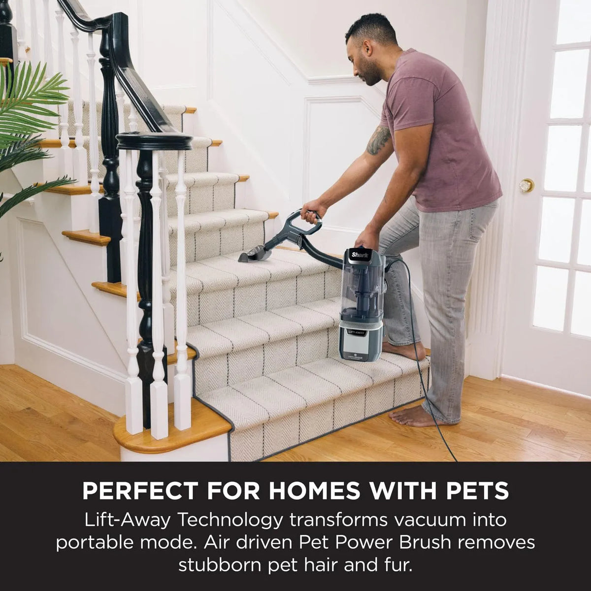 Shark Anti Hair Wrap Plus Upright Corded Pet Vacuum 2.5L Lift-Away